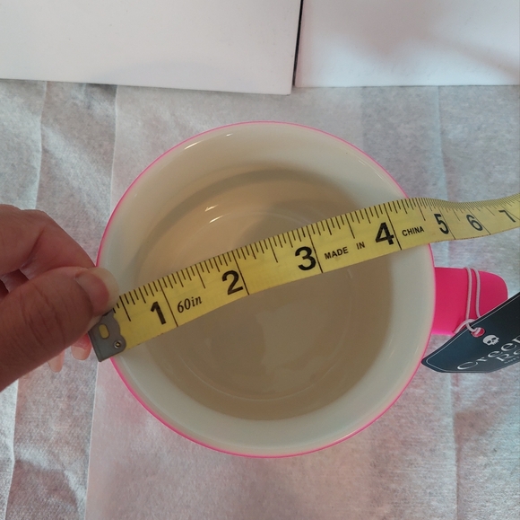 Hot Pink HALLOWEEN Skulls Coffee Tea Mug Creep It Real 16 oz NEW Eccolo - Picture 12 of 13